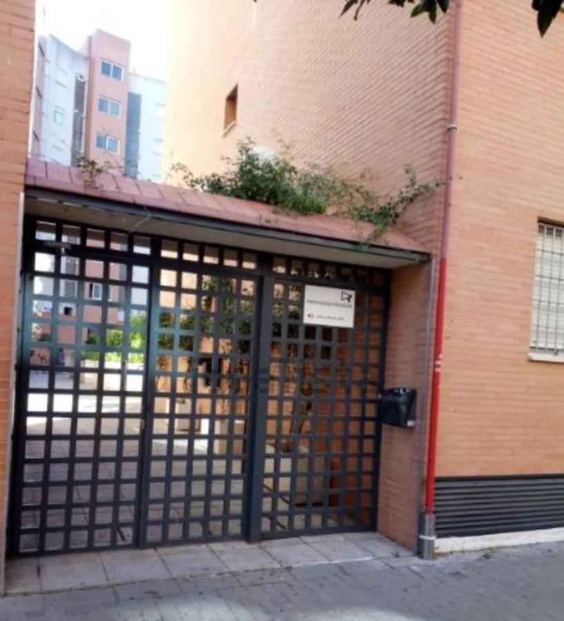 Apartamento Realengo Sevilla Екстер'єр фото